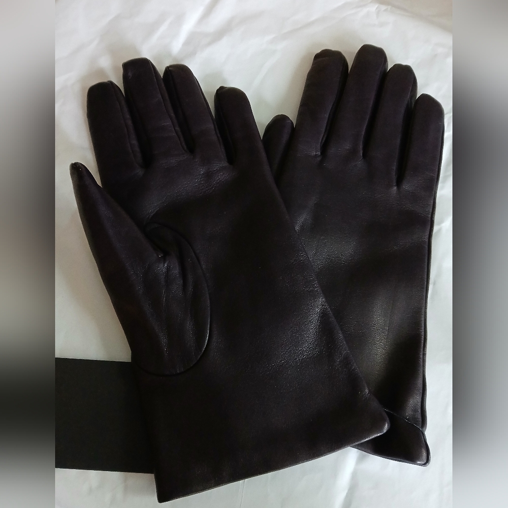 Tuzzi Butter Soft Leather Gloves Cashmere Lined Purple Size 8.5 NWT